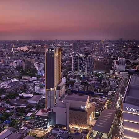 Hilton Garden Inn Bangkok Riverside Екстер'єр фото