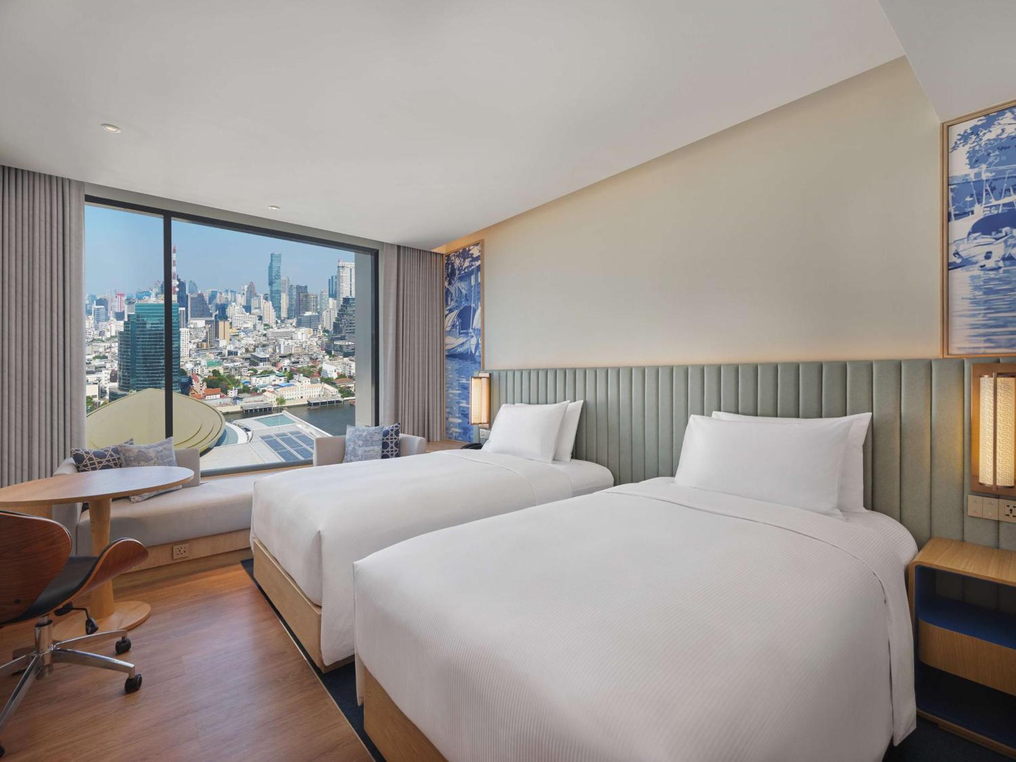 Hilton Garden Inn Bangkok Riverside Екстер'єр фото