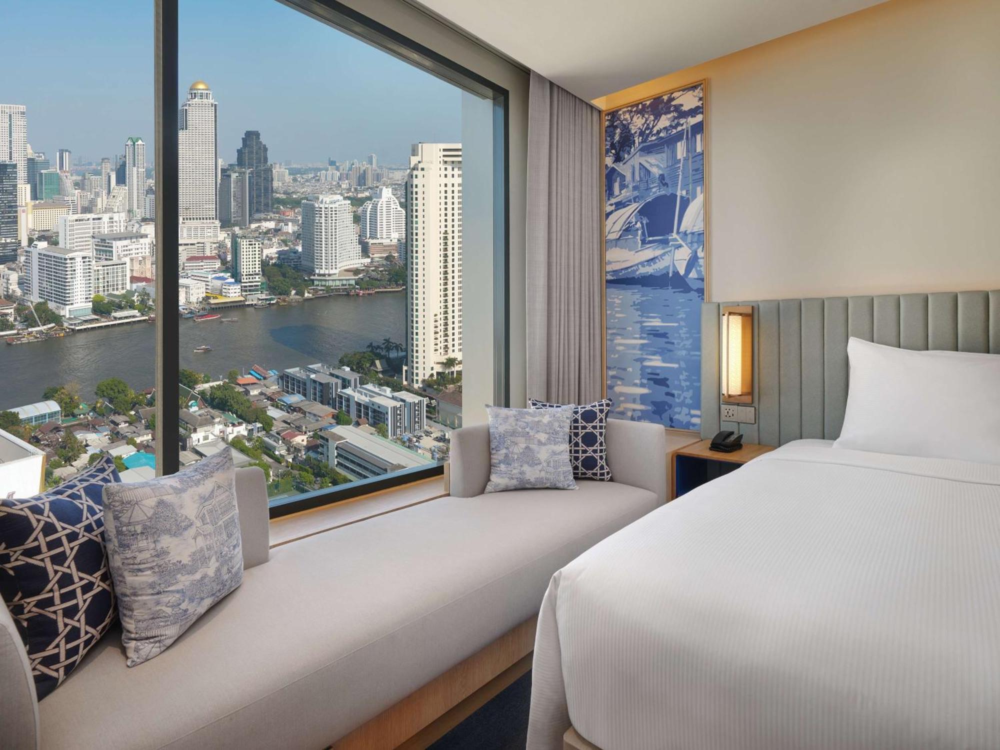 Hilton Garden Inn Bangkok Riverside Екстер'єр фото