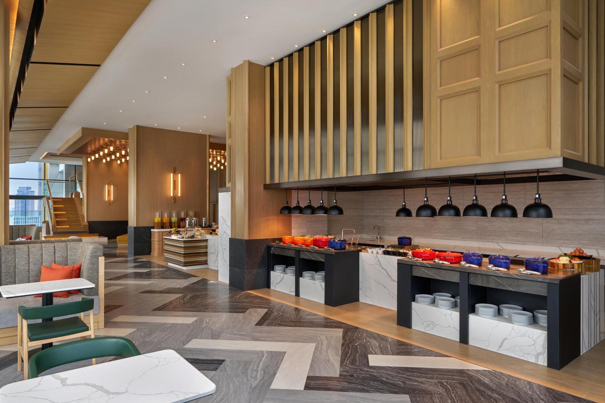 Hilton Garden Inn Bangkok Riverside Екстер'єр фото