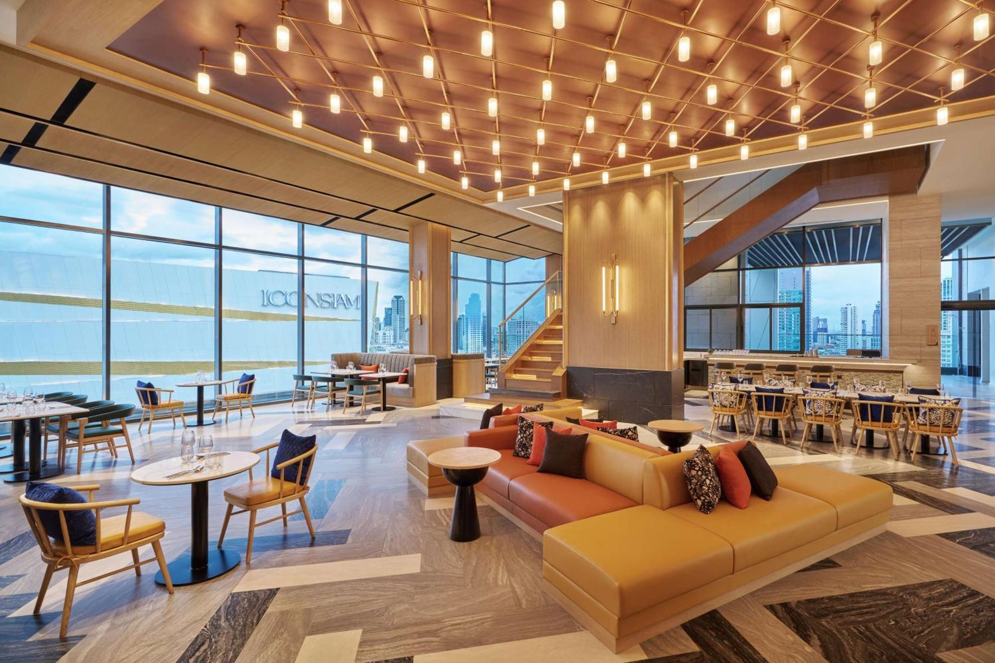 Hilton Garden Inn Bangkok Riverside Екстер'єр фото